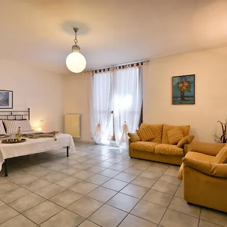 Michela 4 - Theater Apartamento *