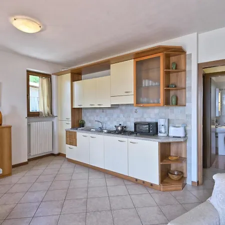 Michela 4 - Theater Apartament Tignale